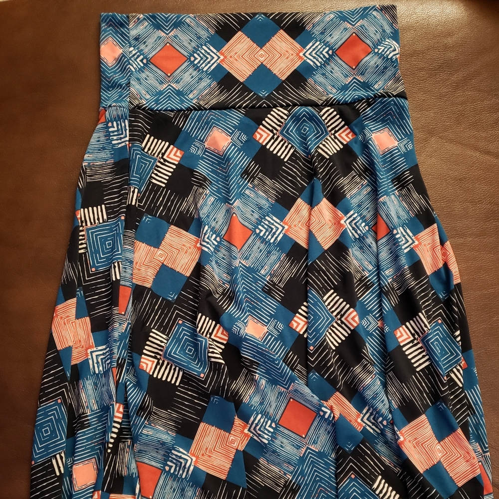 😍Lularoe Azure Skirt